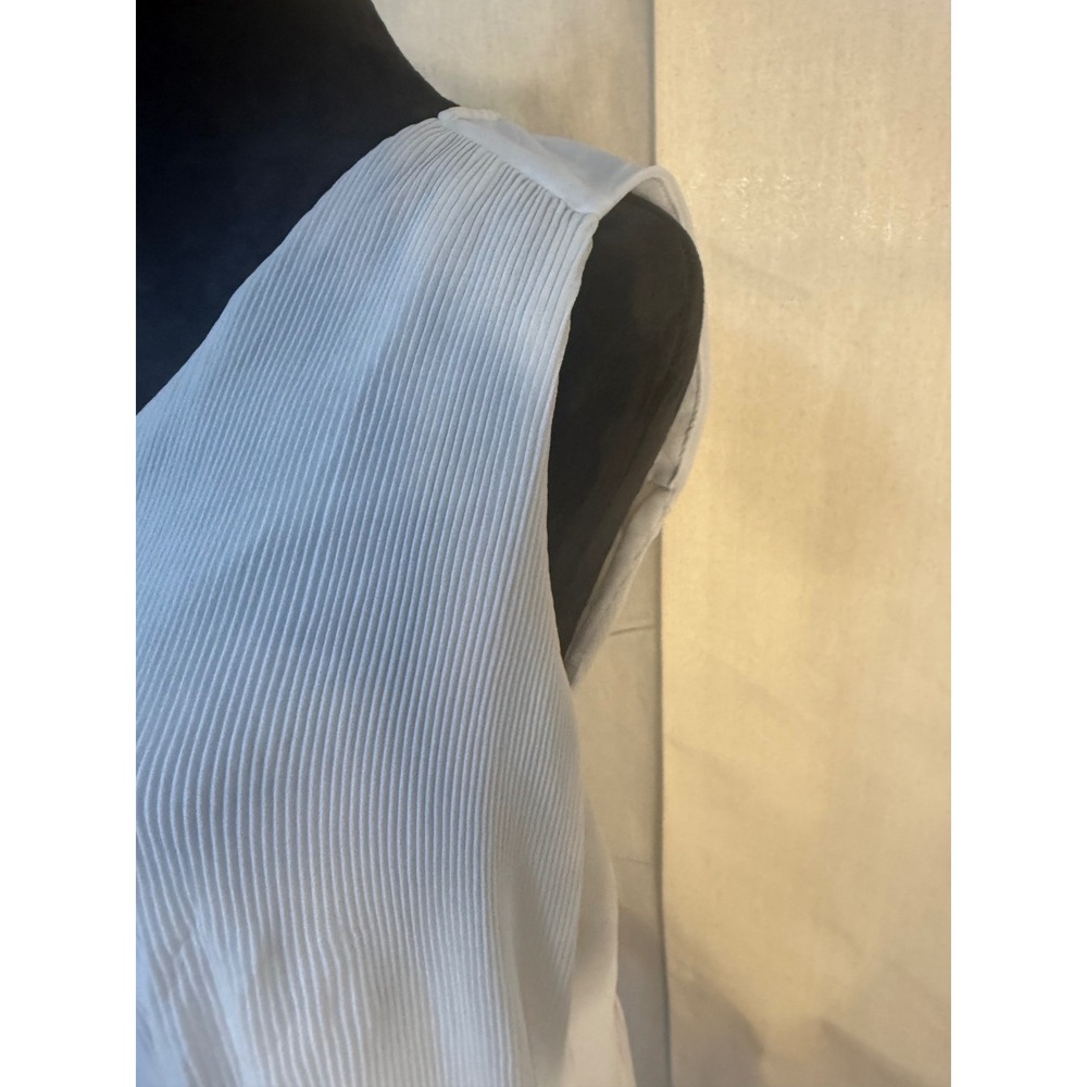 H&M White Micro Pleated V-Neck Sleeveless Peplum Blouse Top Small - Picture 5 of 6